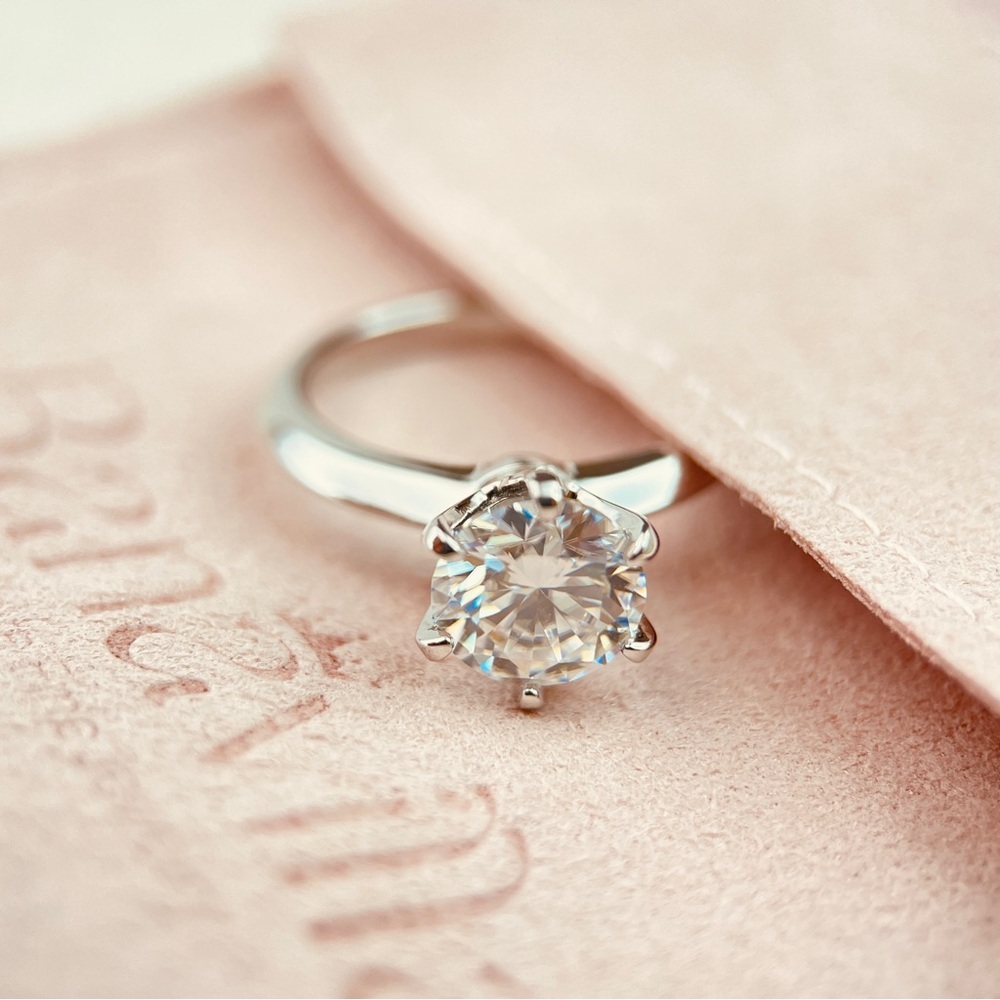 2ctw Moissanite Solitaire Six Prongs Engagement Ring 18K Plated S925 - Picture 6 of 7